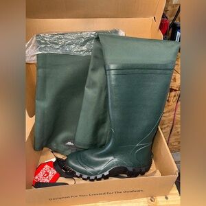 NWT FROGG TOGGS Men’s Cascade 2-Ply Bout Foot Rubber Cleated Hip Waders.